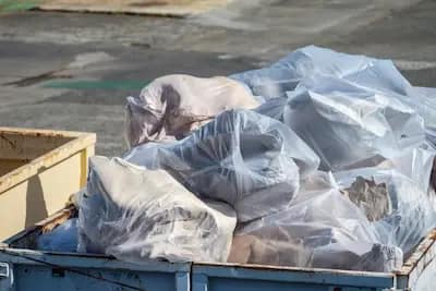 産業廃棄物の廃プラを適正処理！